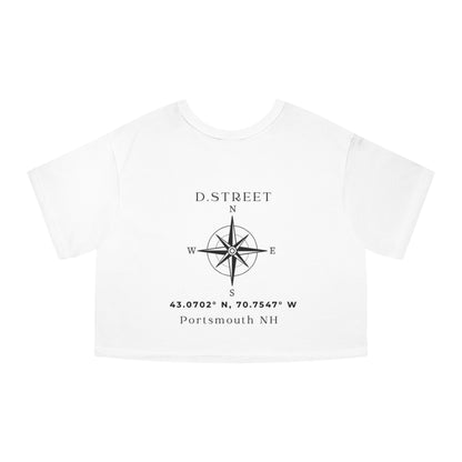 Cropped T-Shirt with Nautical Compass Design - Perfect for Casual Wear or Summer Adventures